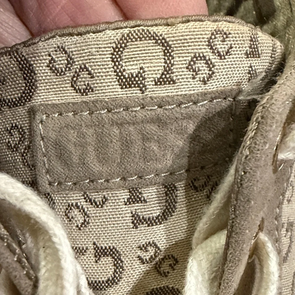 Guess Women's Sneakers - Beige and Black